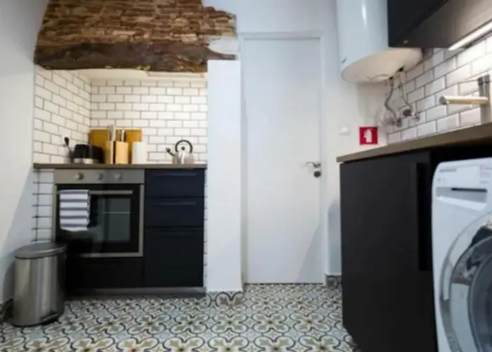 Ola Lisbon- Castelo V