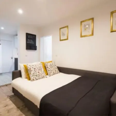 Apartment Ola Lisbon- Castelo V *